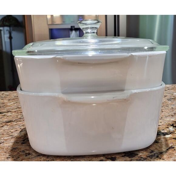 Vintage Corning Ware Blue Cornflower 1 qt and 1-1/2 qt set of 2 with 1 lid - Picture 2 of 16